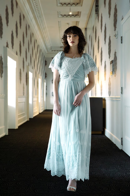 Esmerée ~ Lorehaven Gown