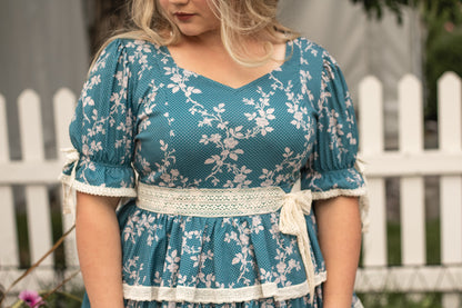 Everwold ~ Castlekeep Gown