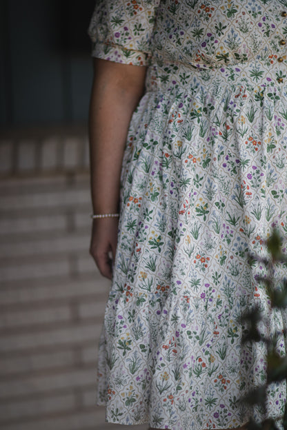 Heirloom Conservatory ~ Keepsake Midi