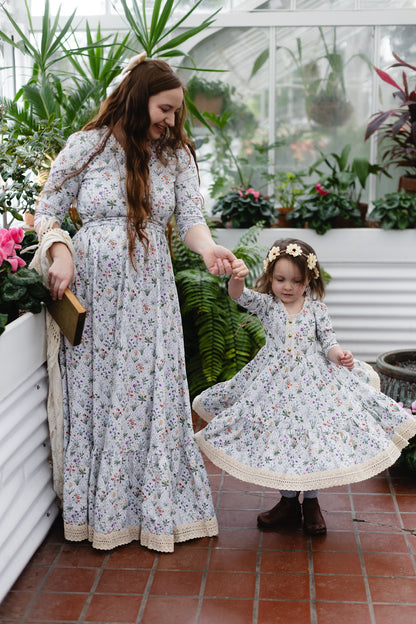 Heirloom Conservatory ~ Anwen Dress
