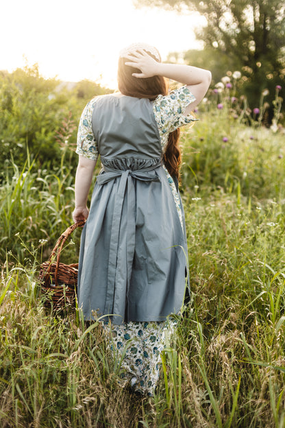 Olivewood ~ Pinafore Apron