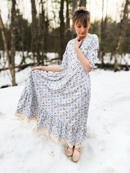 Heirloom Conservatory ~ Anwen Dress