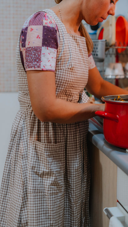 Nutmeg Gingham ~ Pinafore Apron