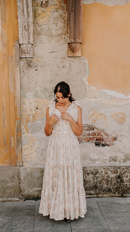 Bloomveil ~ Amorette Gown