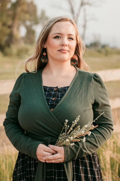 Poised Wrap