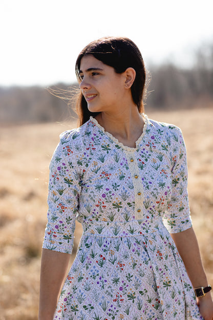 Heirloom Conservatory ~ Anwen Dress