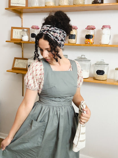 Olivewood ~ Pinafore Apron