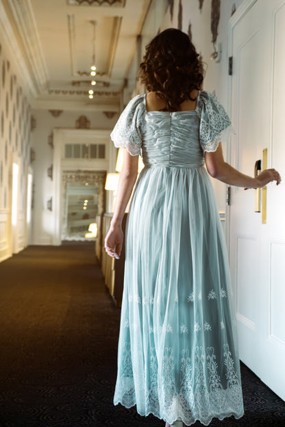 Esmerée ~ Lorehaven Gown
