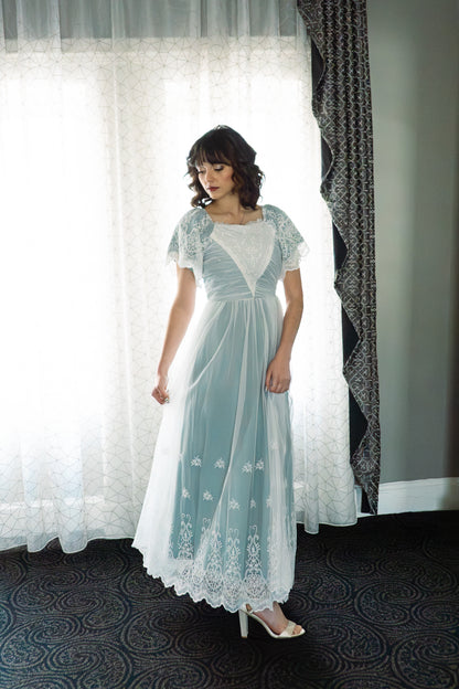 Esmerée ~ Lorehaven Gown