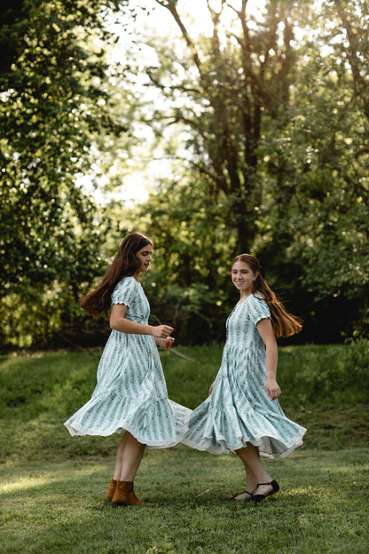 Arborwyn ~ Mini Keepsake Midi