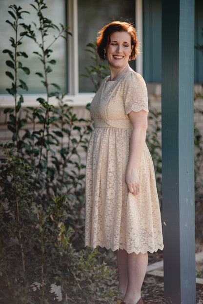 Alabaster ~ Everine Dress