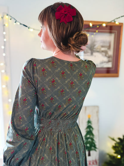 Mistletoe Moments ~ Laureate Dress