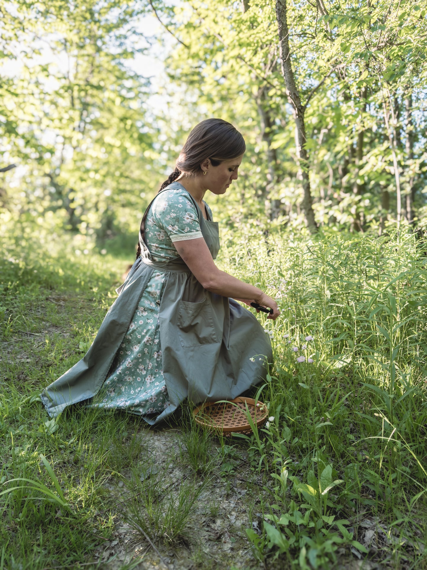 Olivewood ~ Pinafore Apron