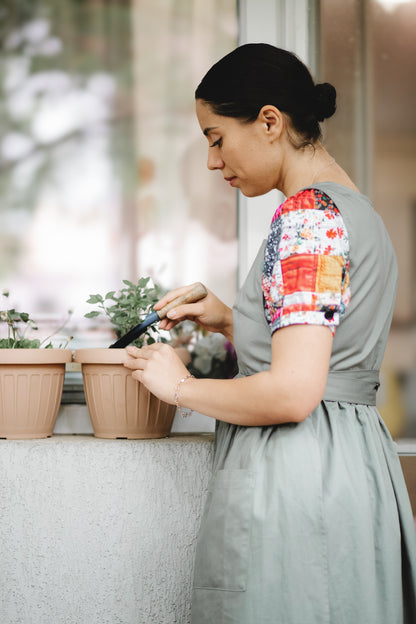 Olivewood ~ Pinafore Apron