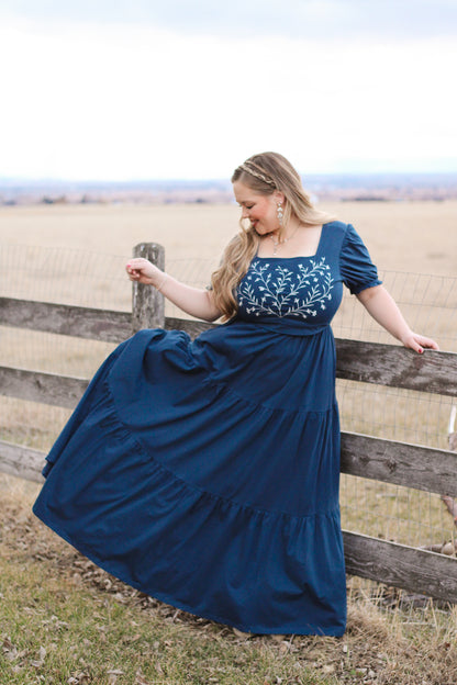 Periwyn ~ Poetess Dress
