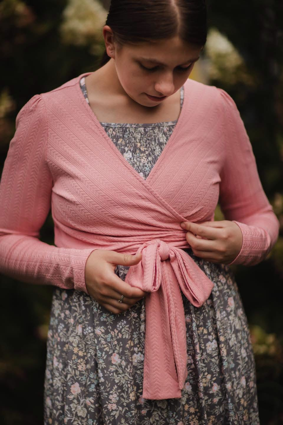 Poised Wrap