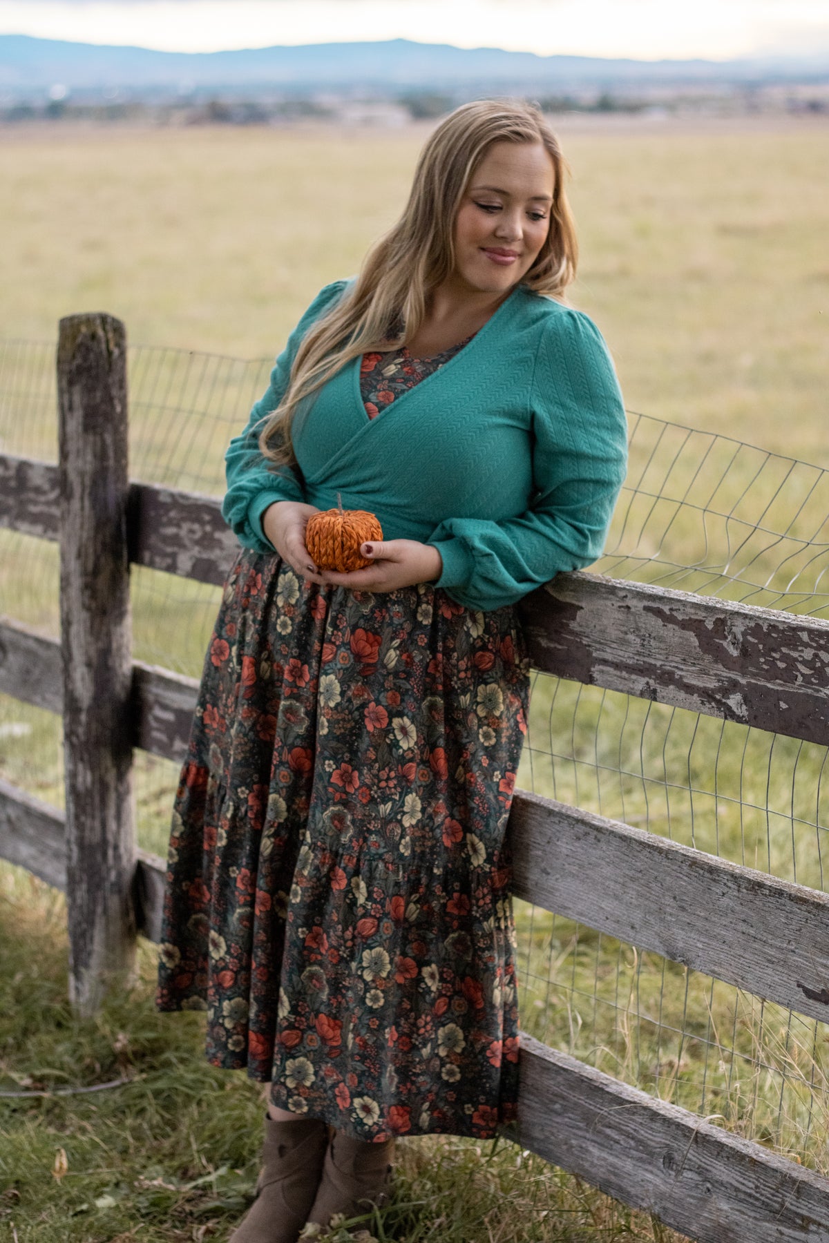 Wanderworn Pullover