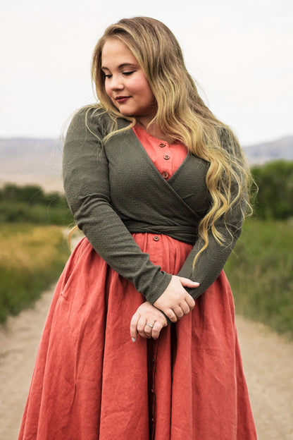 Poised Wrap