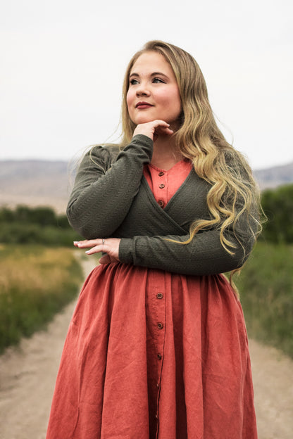 Poised Wrap