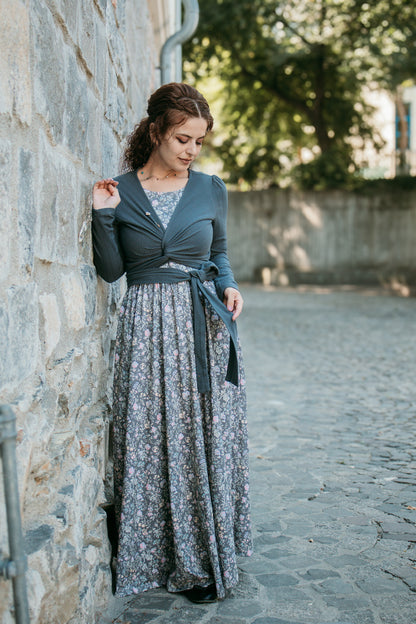 Poised Wrap
